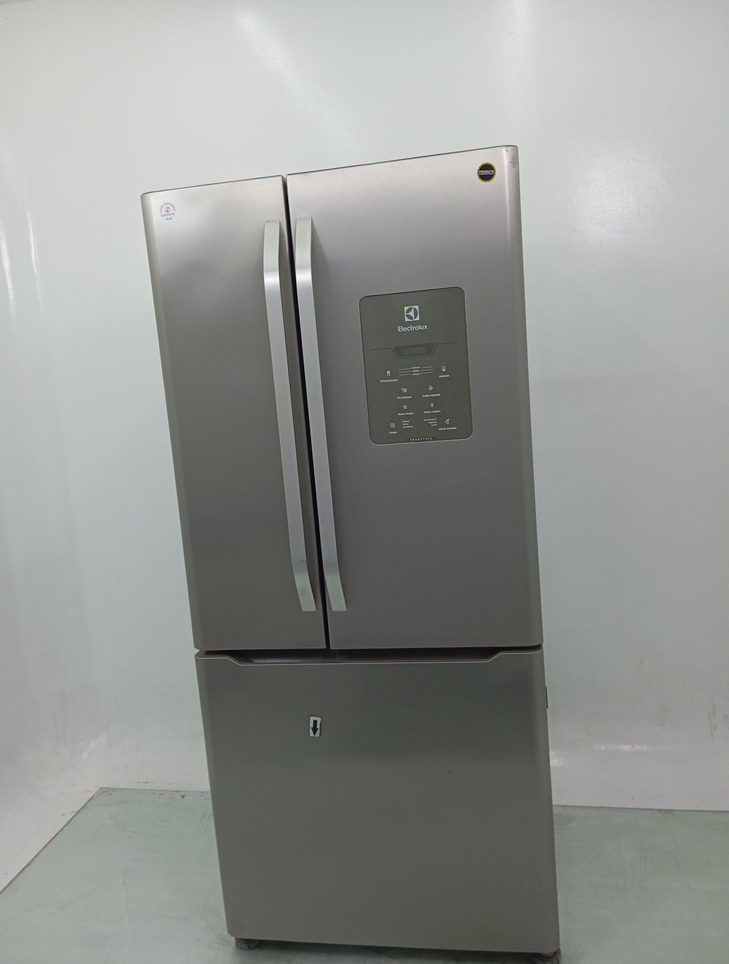 GELADEIRA ELECTROLUX DM84X FROST FREE INVERSE