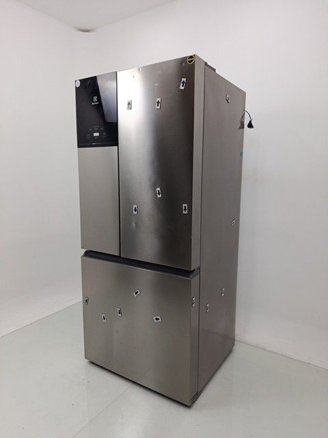 REFRIGERADOR ELECTROLUX IM8S FROST FREE INVER