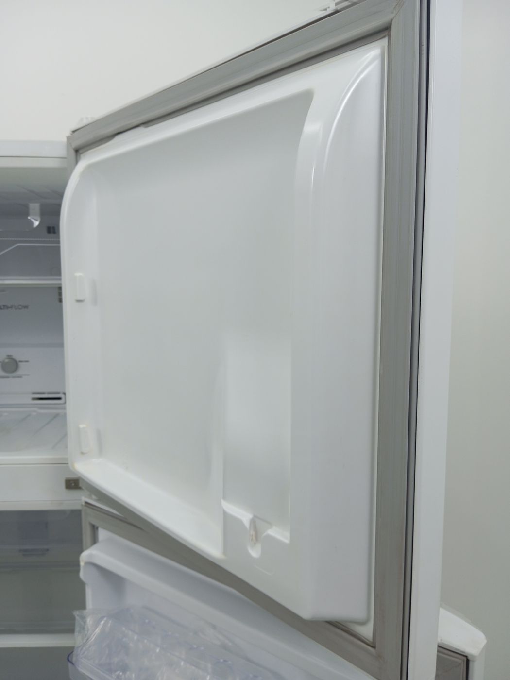 REFRIGERADOR ELECTROLUX DFN41 - Refrigerador 
