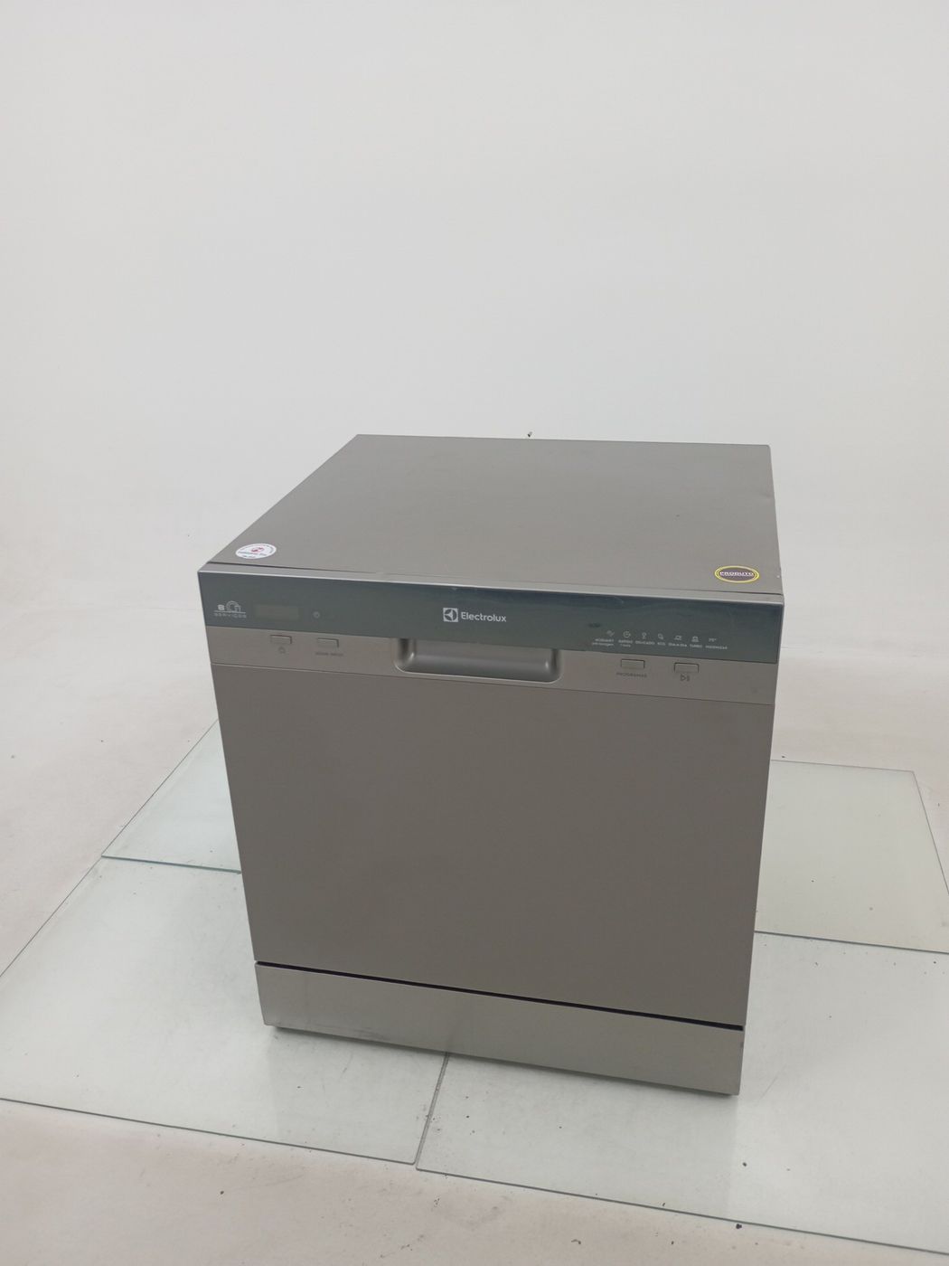 LAVA LOUCAS ELECTROLUX LL08S - Lava Louça Ele