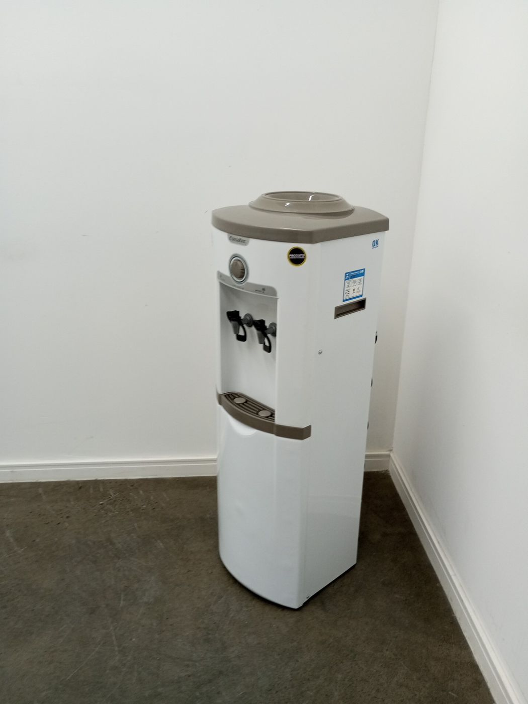 BEBEDOURO ESMALTEC DE COLUNA GARRAFAO ECG35B 