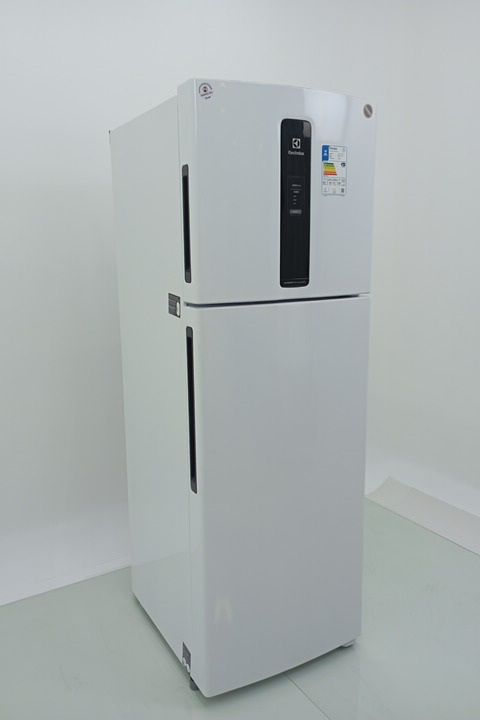 REFRIGERADOR ELECTROLUX IF43 FROST FREE DUAS 