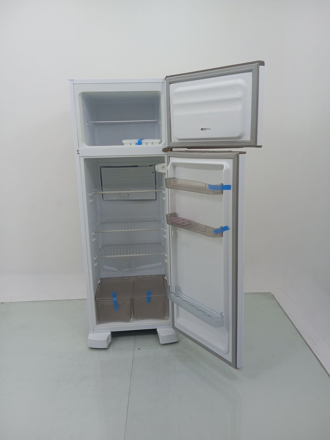 REFRIGERADOR ESMALTEC CYCLE DEFROST 2 PORTAS 