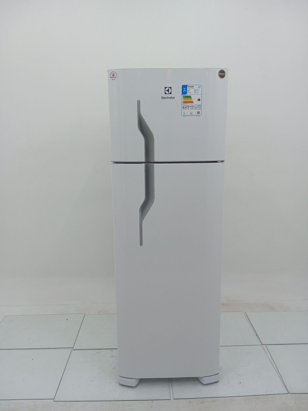 REFRIGERADOR ELECTROLUX DC35A   DUAS PORTAS C