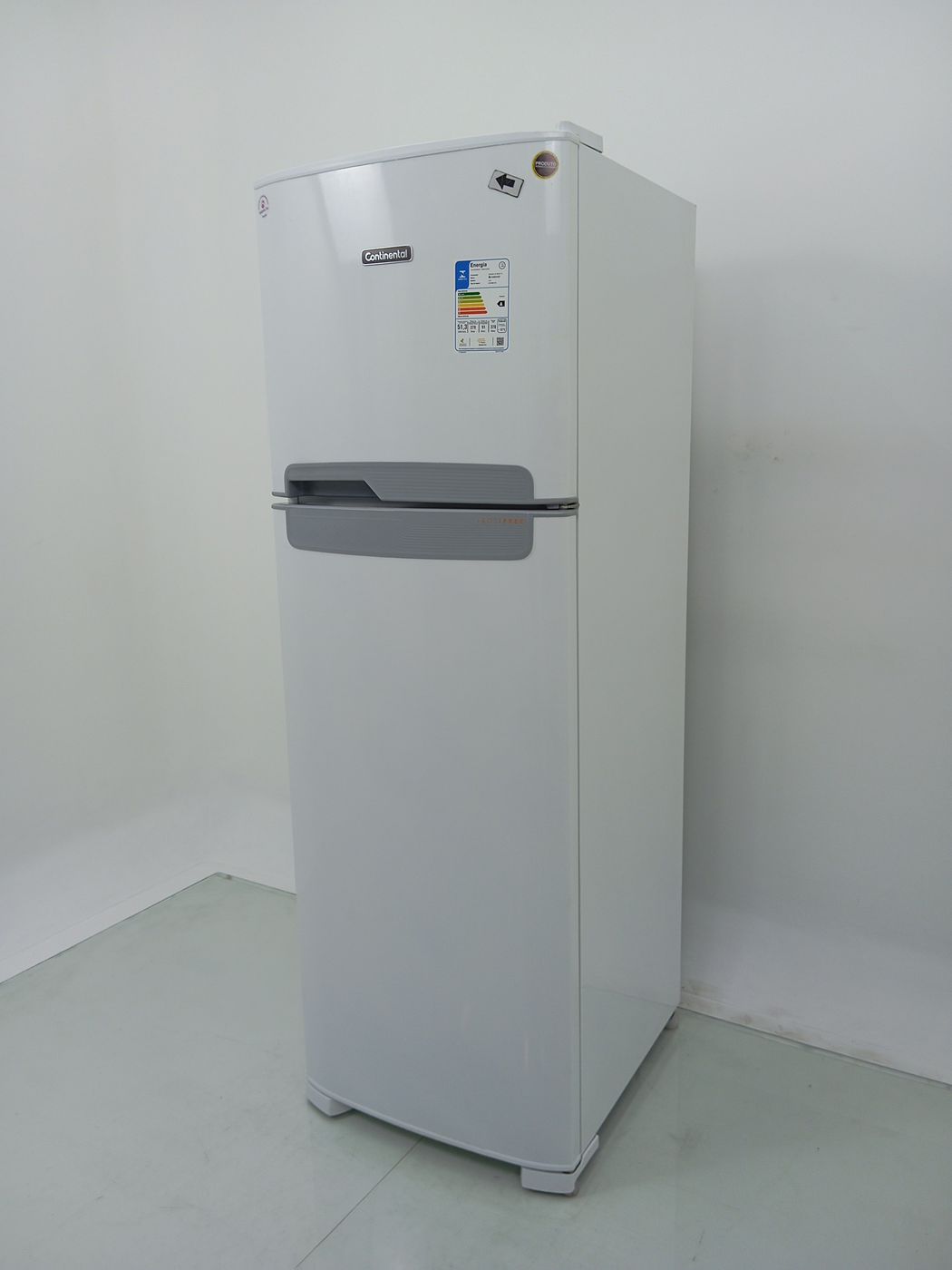 REFRIGERADOR ELECTROLUX TC41 FROST FREE 370L 