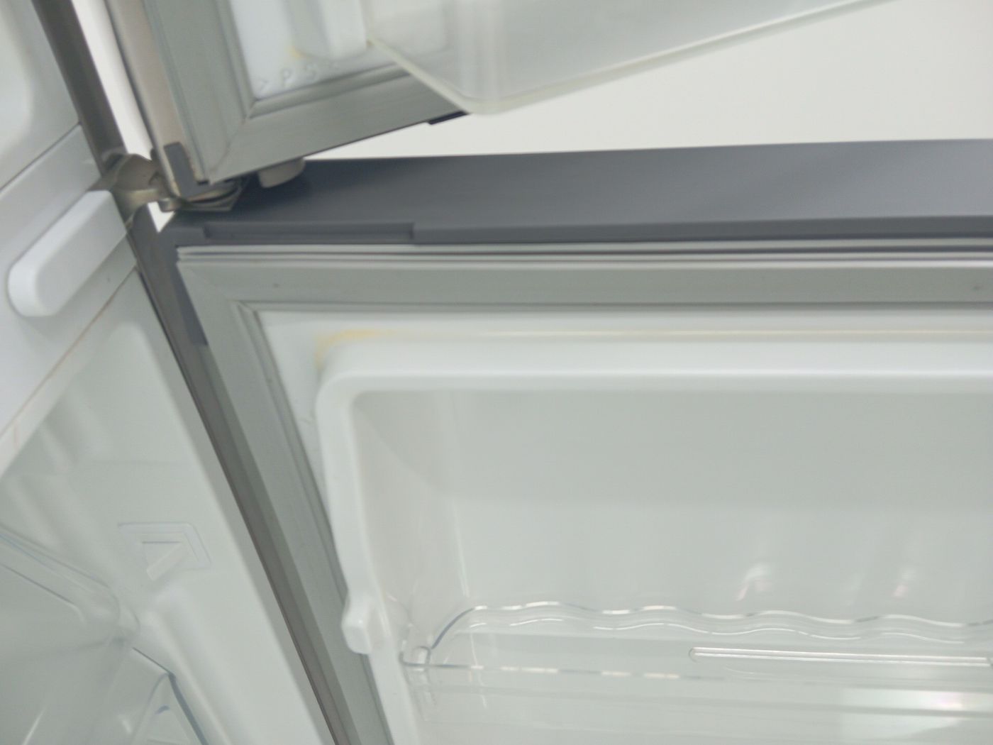REFRIGERADOR ELECTROLUX IM8S FROST FREE INVER