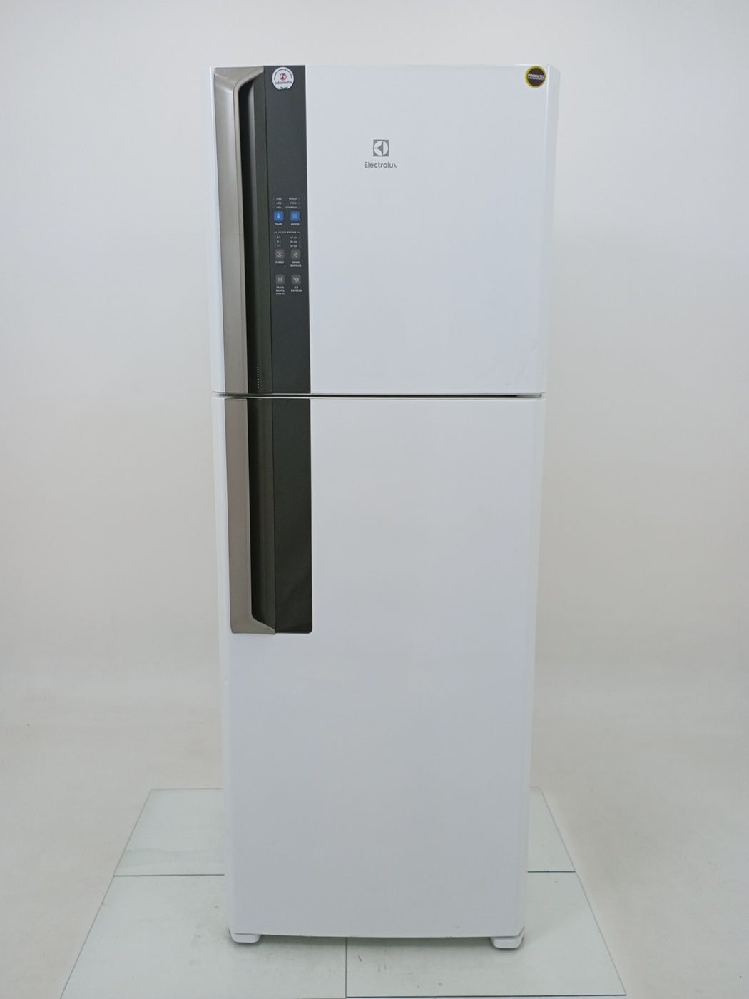 REFRIGERADOR ELECTROLUX DF56 - Refrigerador E