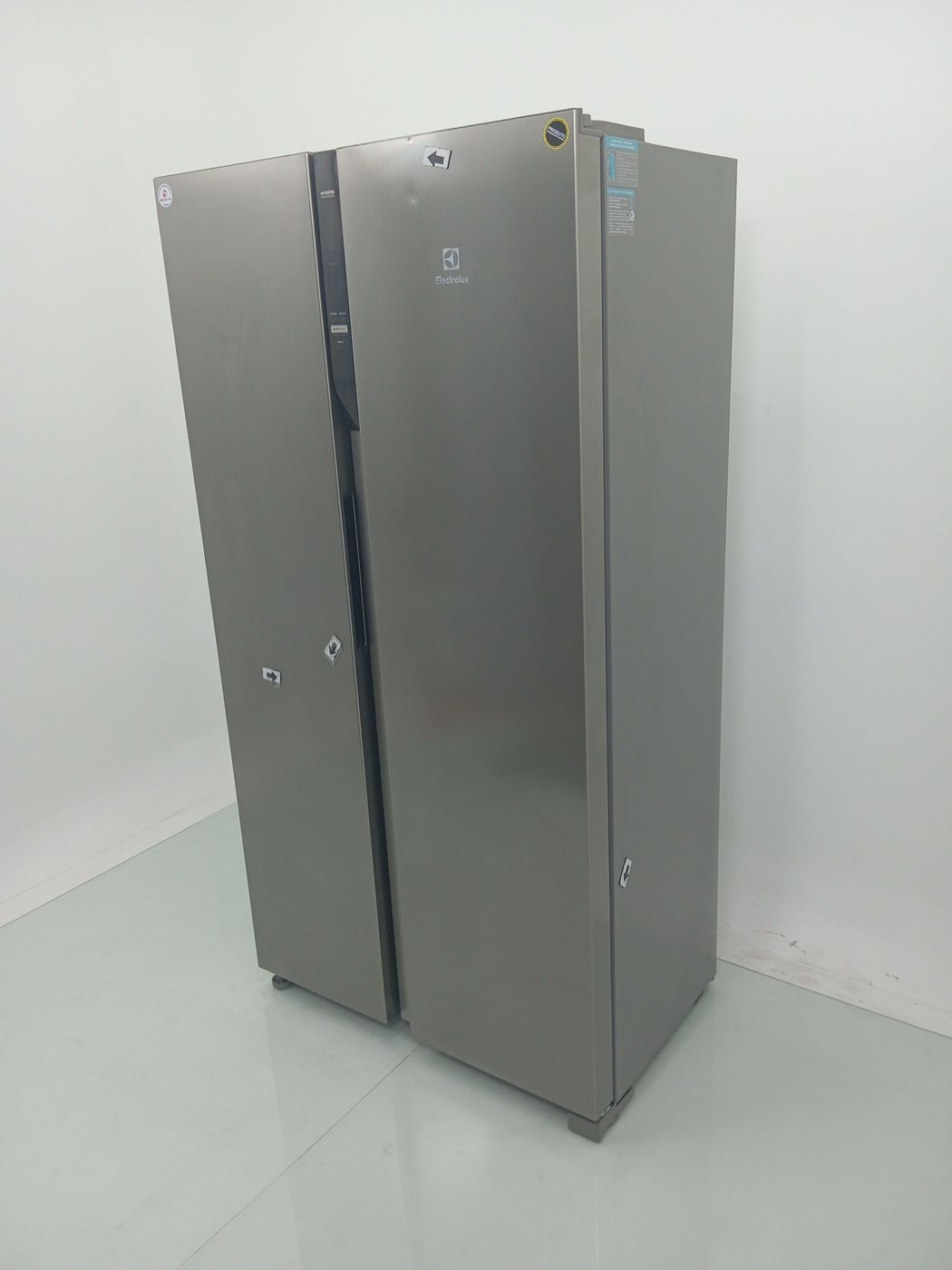 REFRIGERADOR ELECTROLUX IS4S SIDE BY SIDE FRO