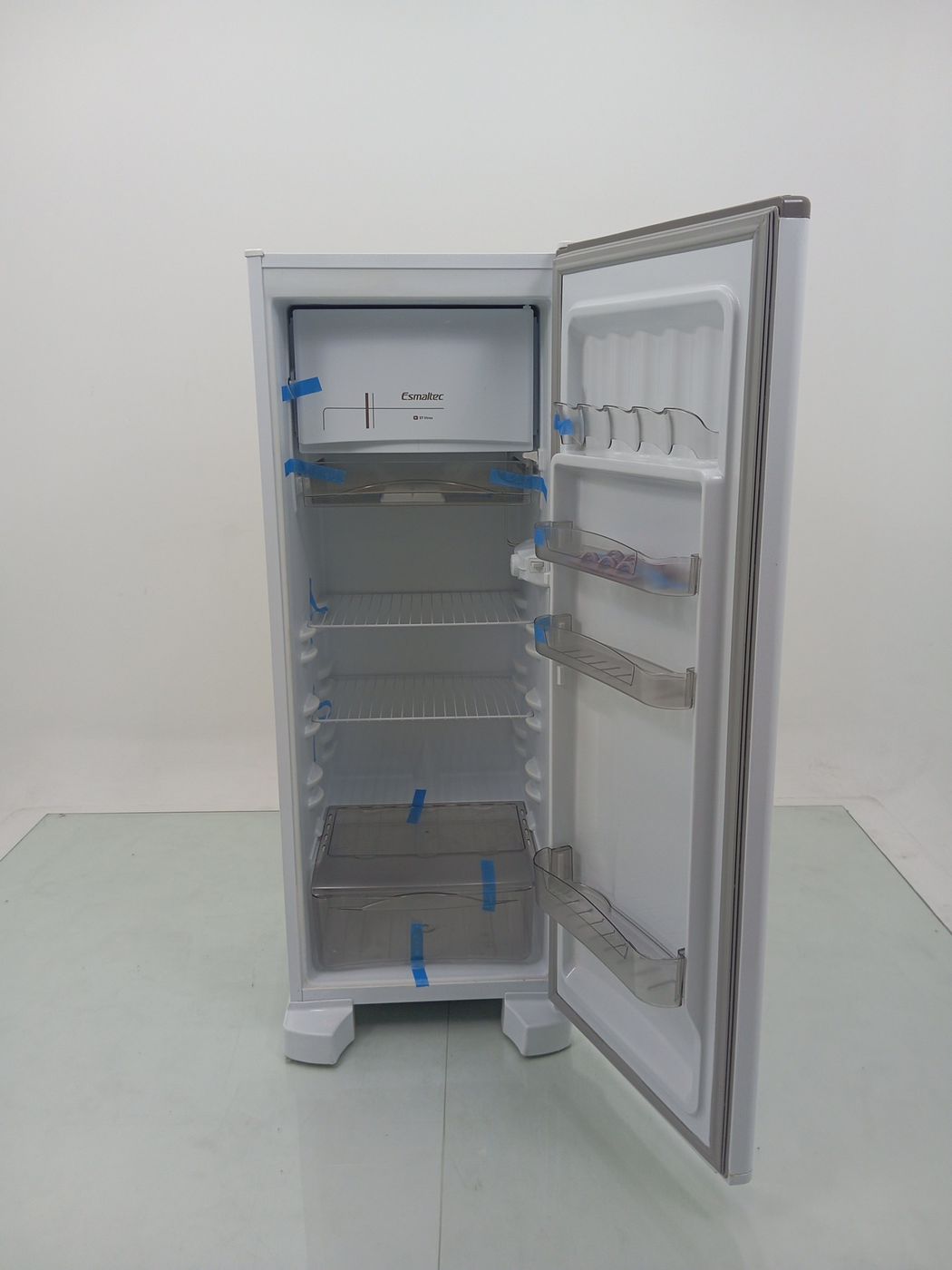 REFRIGERADOR ESMALTEC CYCLE DEFROST 1 PORTA R