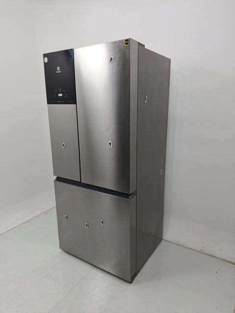 REFRIGERADOR ELECTROLUX IM8S FROST FREE INVER