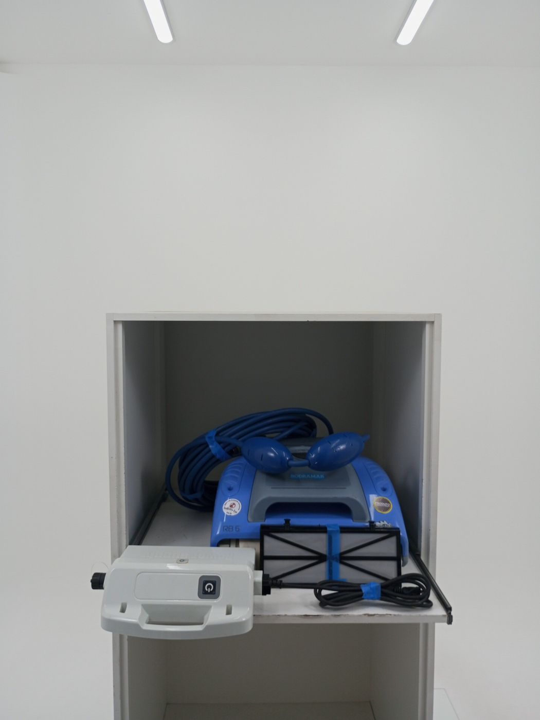 ASPIRADOR SODRAMAR Robô RB6 para limpeza de p