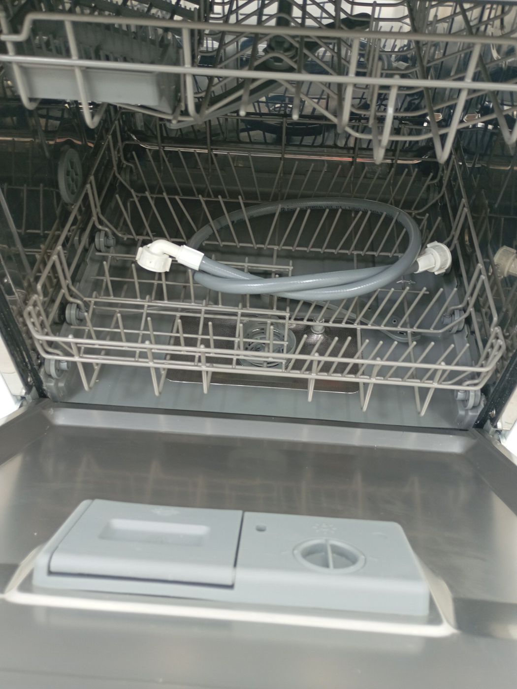 LAVA LOUCAS ELECTROLUX LV08B - Lava Louça Ele