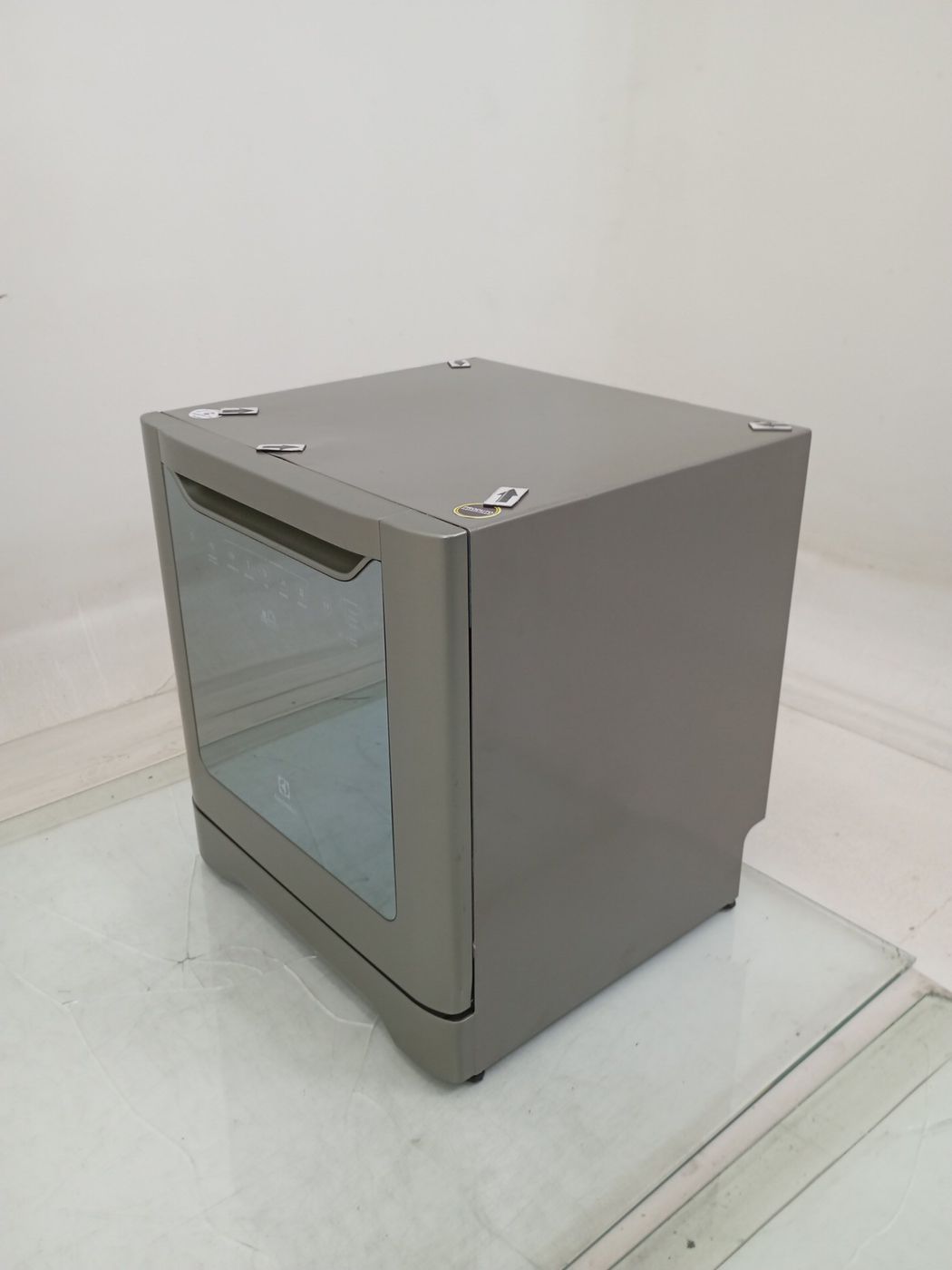 LAVA LOUCAS ELECTROLUX LE08S - Lava Louça Ele
