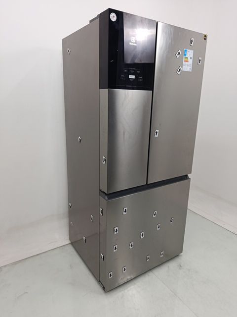REFRIGERADOR ELECTROLUX IM8S - Refrigerador E
