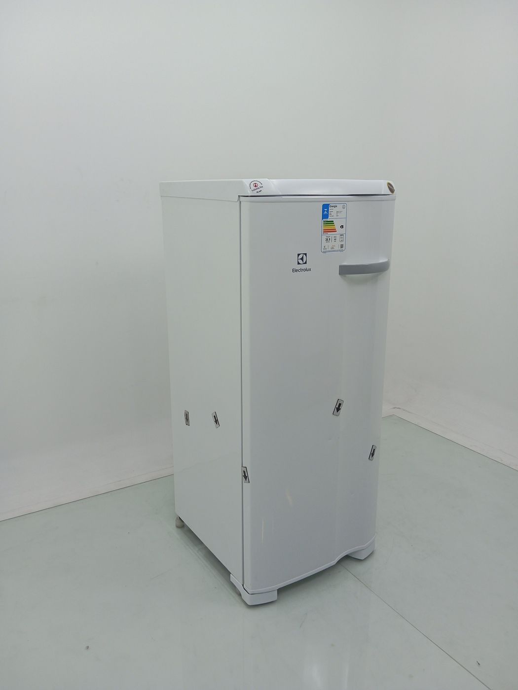FREEZER ELECTROLUX FE19- VERTICAL CYCLE DEFRO