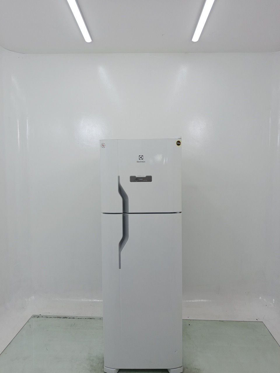 GELADEIRA ELECTROLUX DFN41 FROST FREE 371L DU