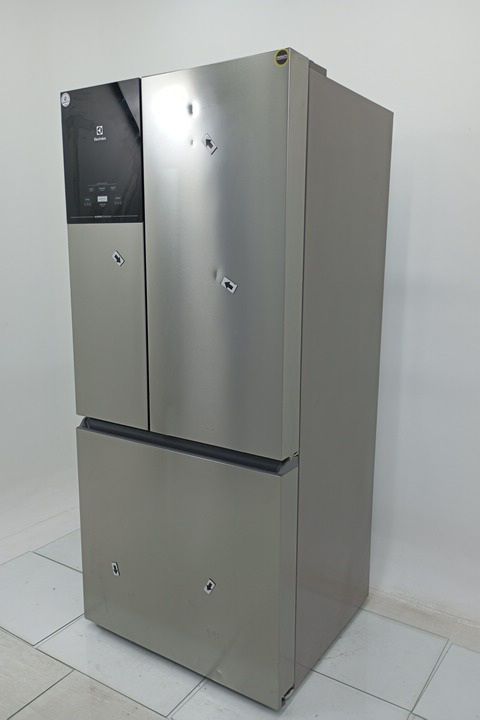 REFRIGERADOR ELECTROLUX IM8S FROST FREE INVER