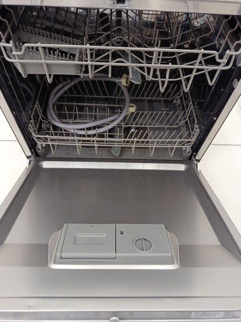 LAVA LOUCAS ELECTROLUX LL08S - Lava Louça Ele