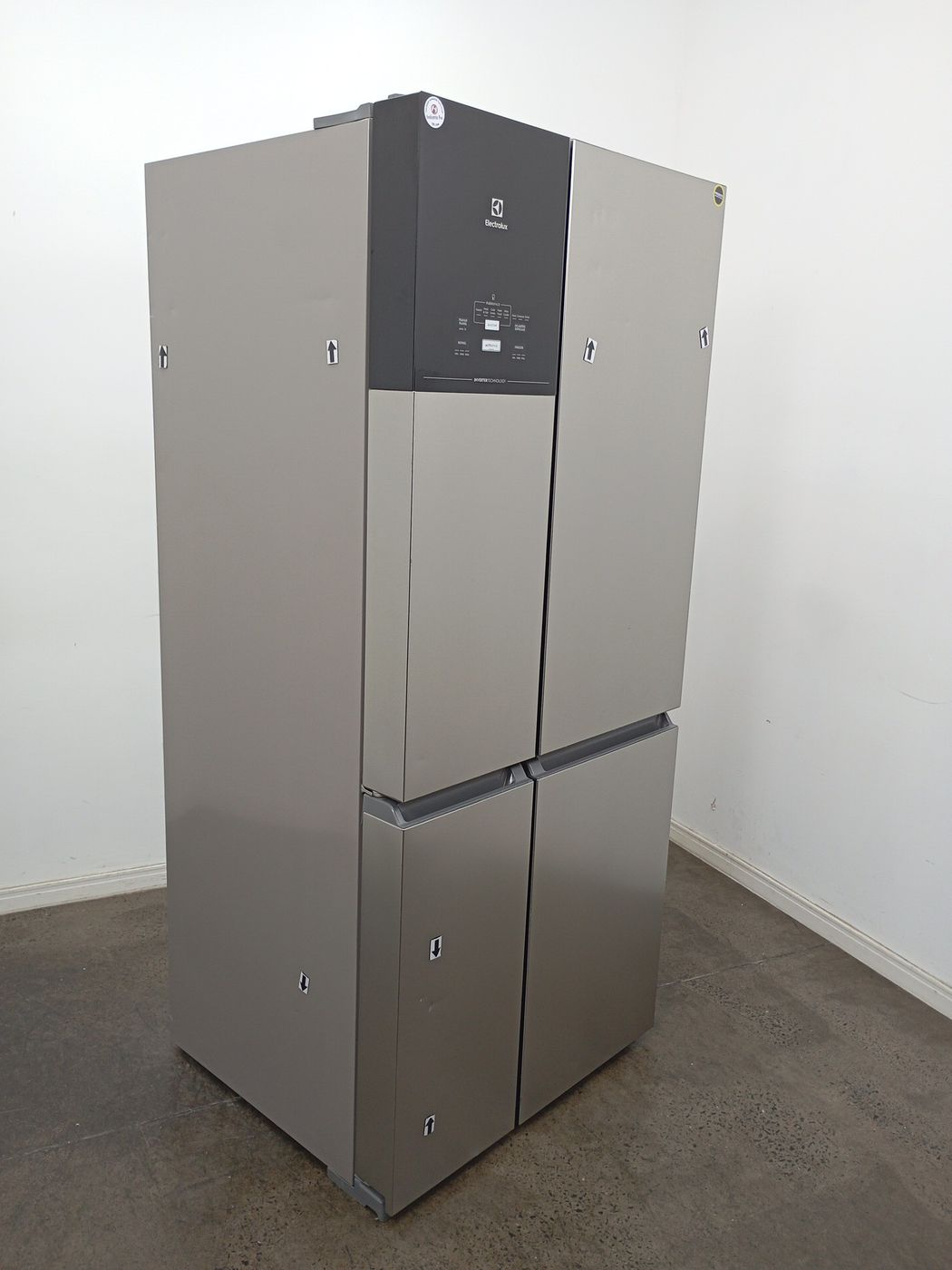 REFRIGERADOR ELECTROLUX IQ8S FROST FREE MULTI