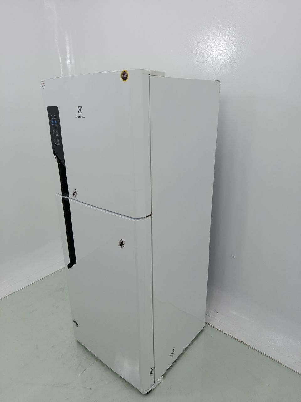REFRIGERADOR ELECTROLUX TF55 FROST FREE 431L 