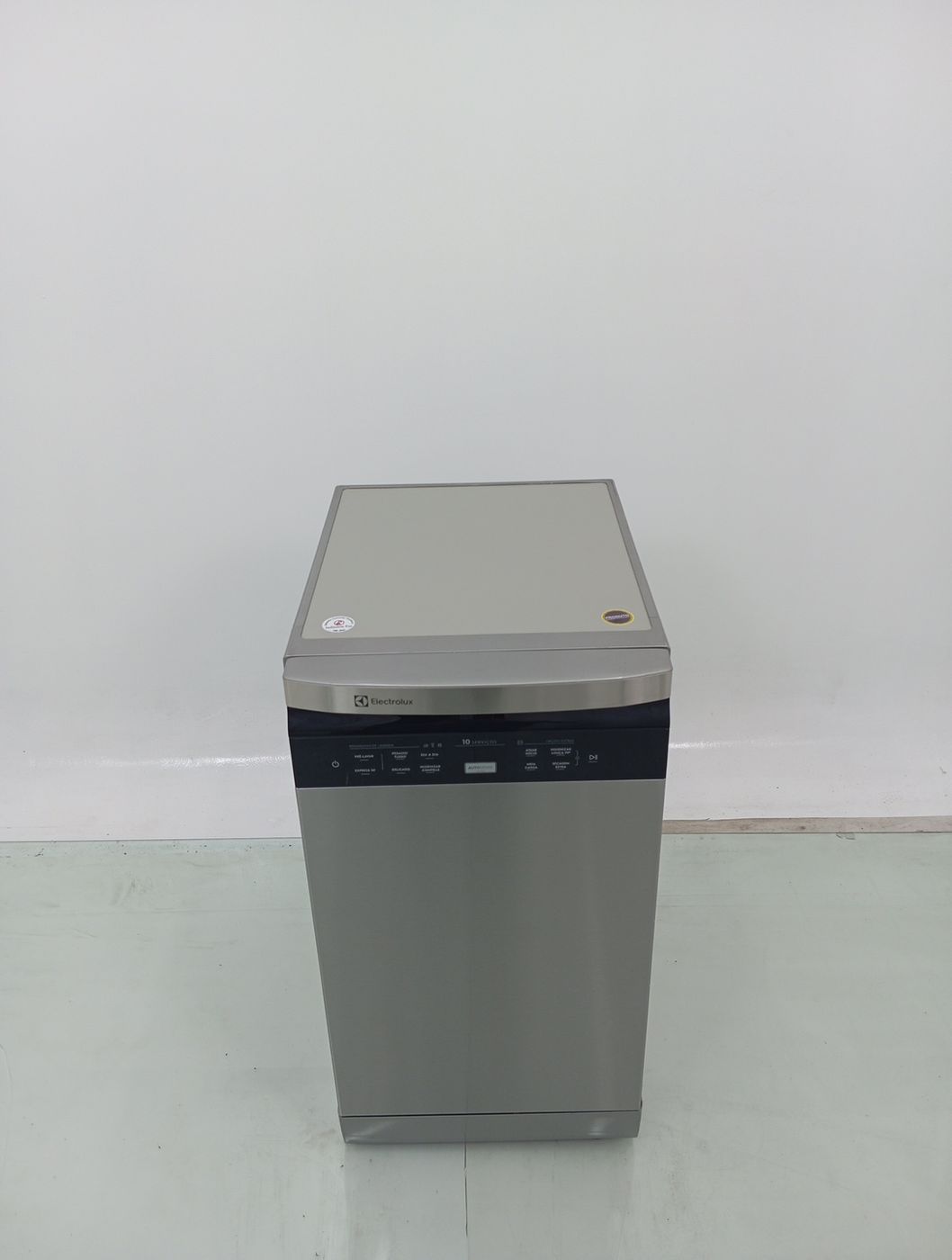 LAVA LOUCAS ELECTROLUX LL10X - Lava Louça Ele