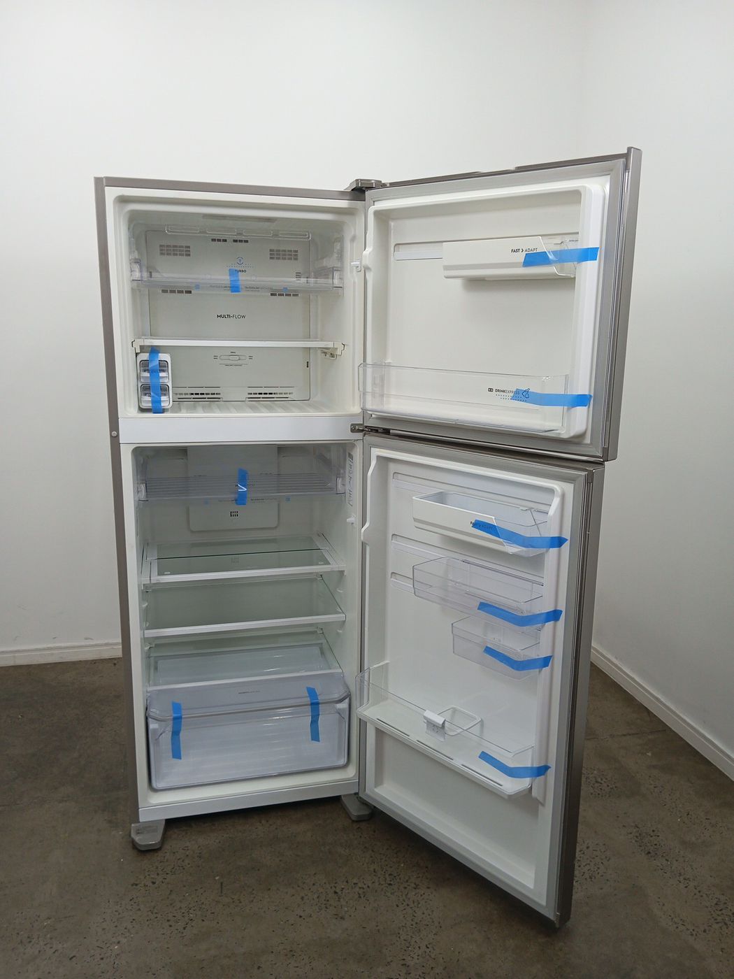 REFRIGERADOR ELECTROLUX IF55S TOP FREEZER INV