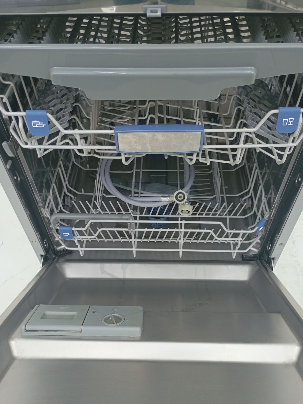 LAVA LOUCAS ELECTROLUX LL14X - Lava Louça Ele