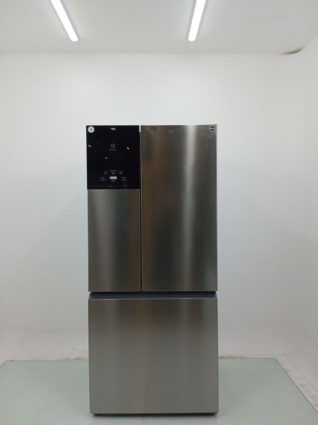 REFRIGERADOR ELECTROLUX IM8S FROST FREE INVER