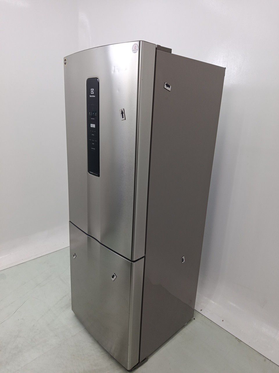 GELADEIRA ELECTROLUX IB55S FROST FREE INVERTE
