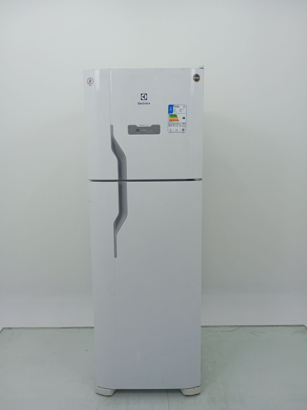 REFRIGERADOR ELECTROLUX DFN41 - Refrigerador 