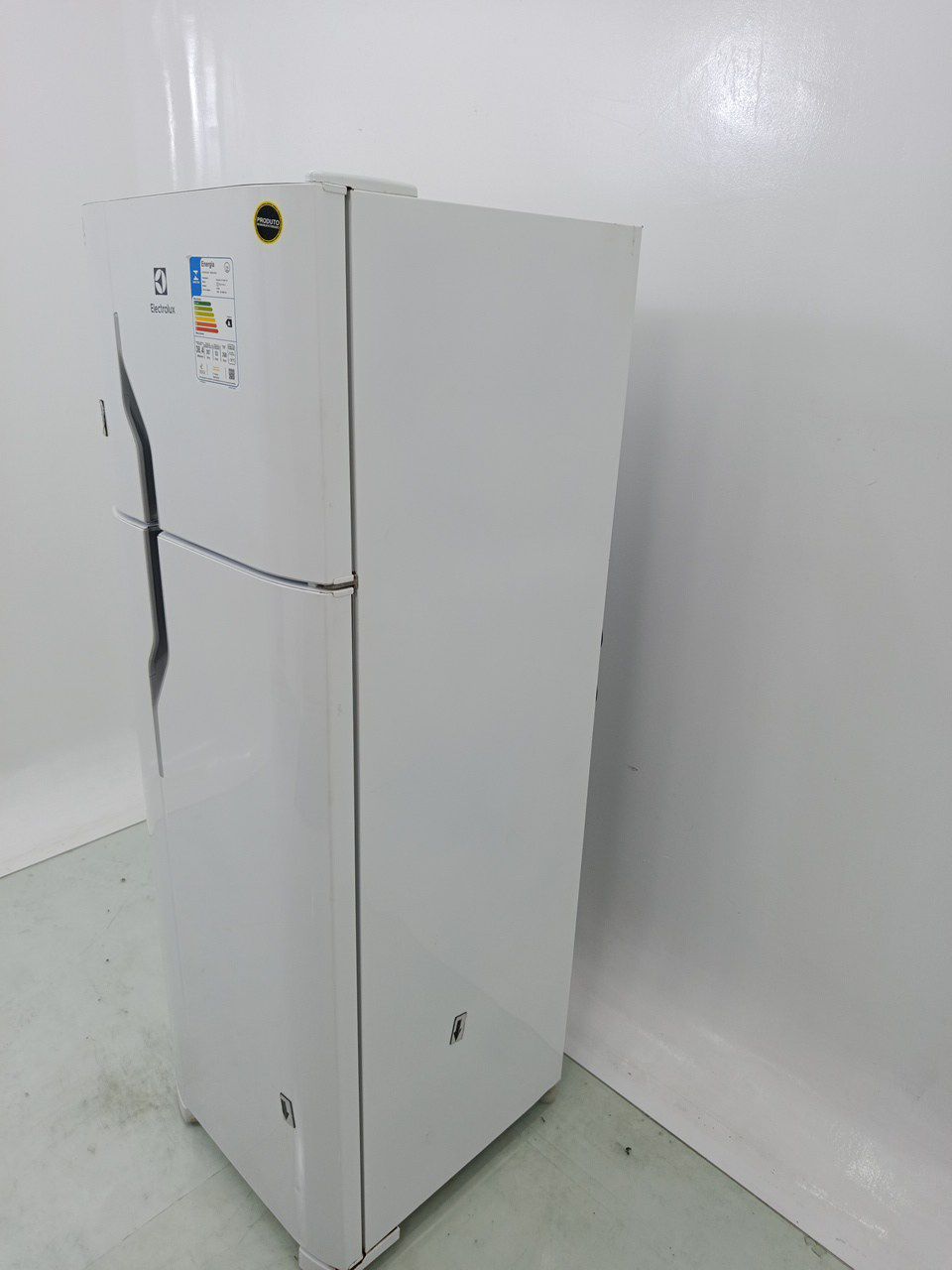 GELADEIRA ELECTROLUX DC35A CYCLE DEFROST 260L