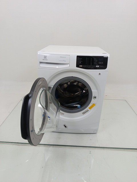LAVADORA ELECTROLUX LFE11 - Lavadora Electrol
