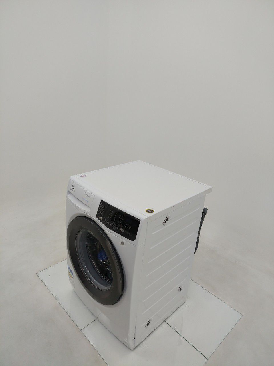 LAVADORA ELECTROLUX FRONT LOAD LFE11 11KG INV