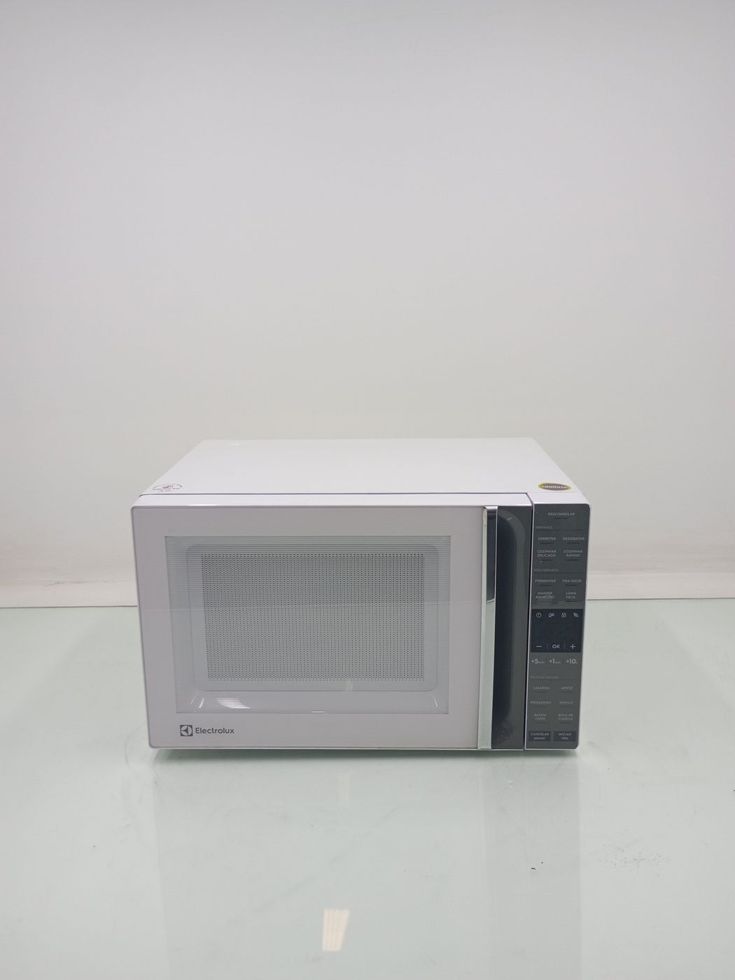 MICRO-ONDAS ELECTROLUX ME36B - Micro-Ondas El