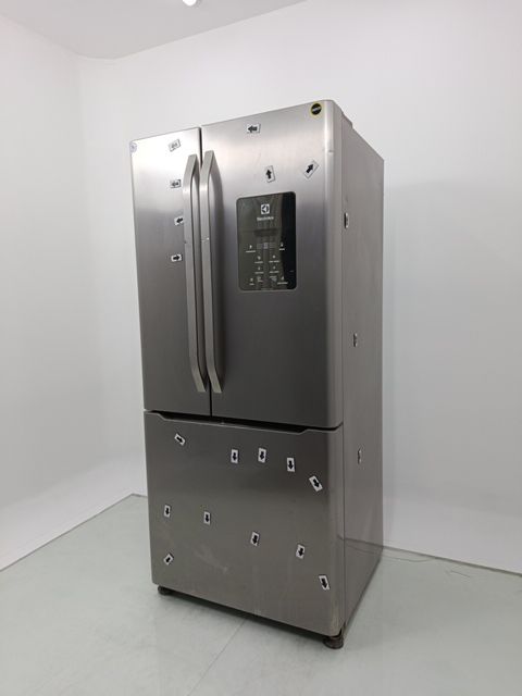 REFRIGERADOR ELECTROLUX DM84X - Refrigerador 