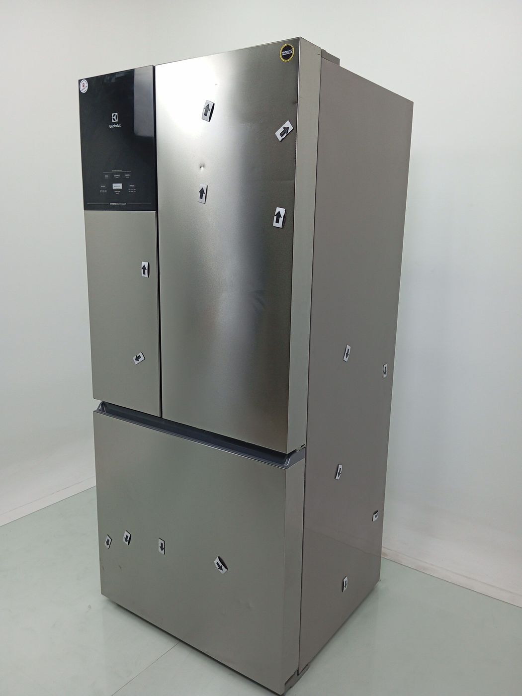 REFRIGERADOR ELECTROLUX IM8S FROST FREE INVER