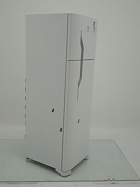 GELADEIRA ELECTROLUX DC35A CYCLE DEFROST 260L