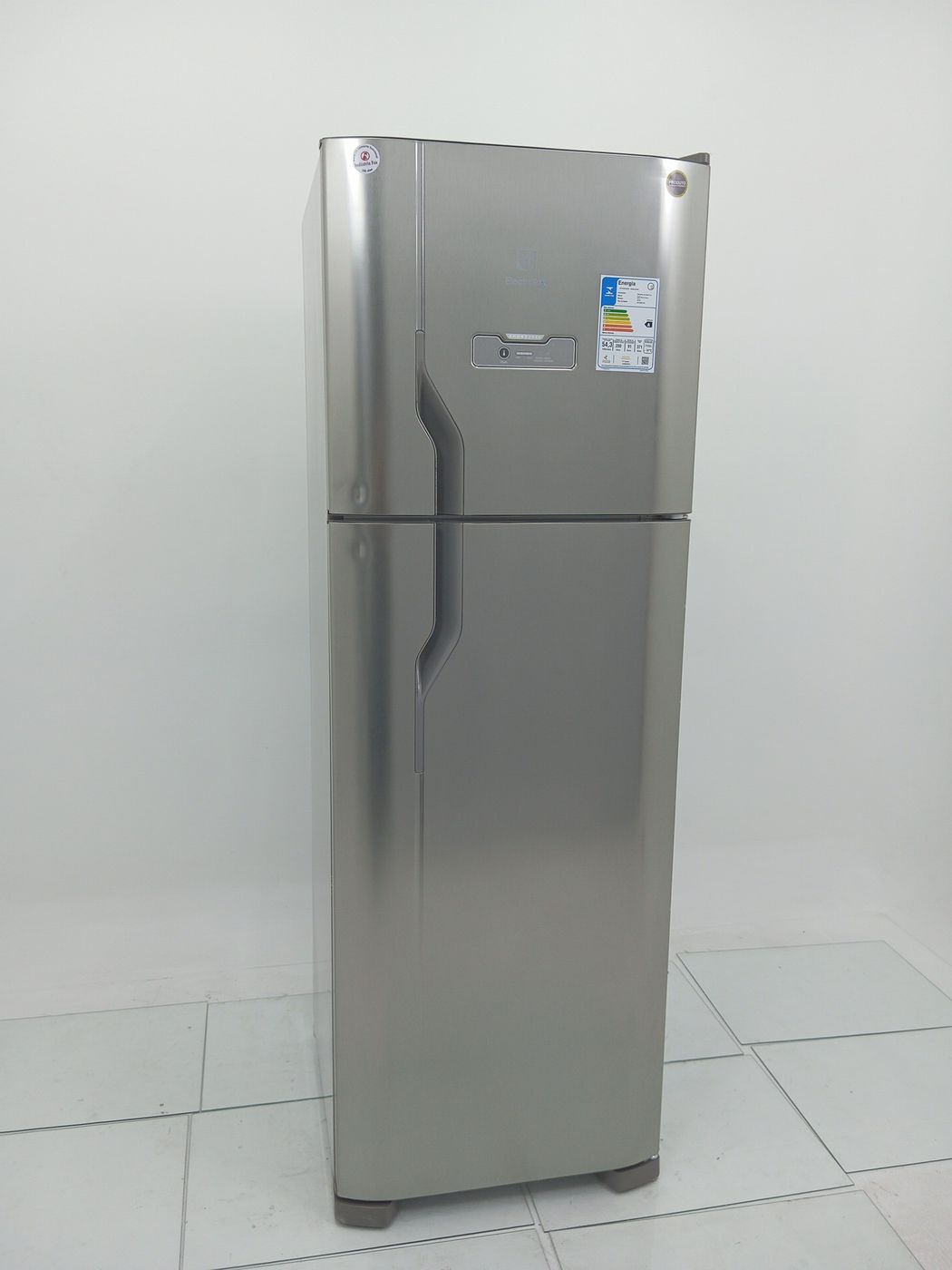 REFRIGERADOR ELECTROLUX DFX41 FROST FREE 371L