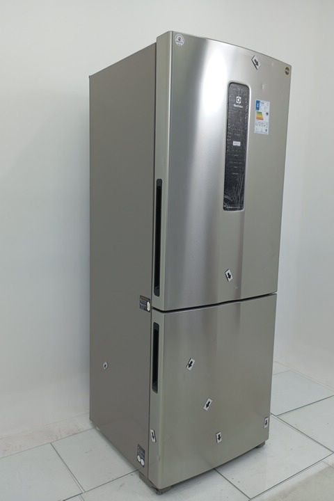 REFRIGERADOR ELECTROLUX IB7S FROST FREE INVER