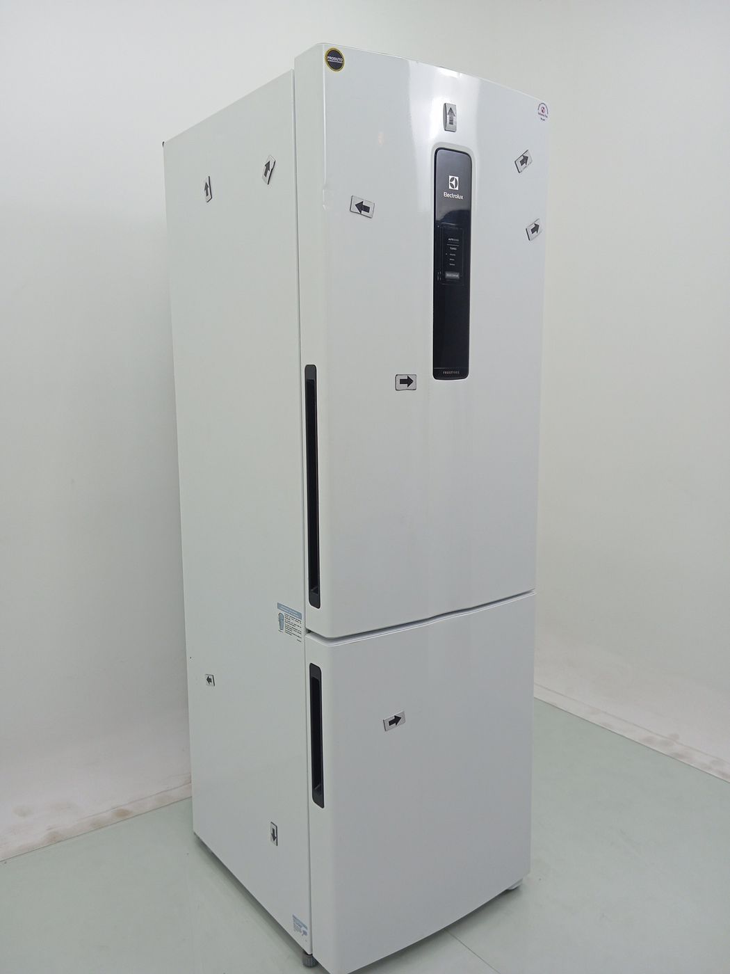 REFRIGERADOR ELECTROLUX DB44 2 PORTAS FROST F