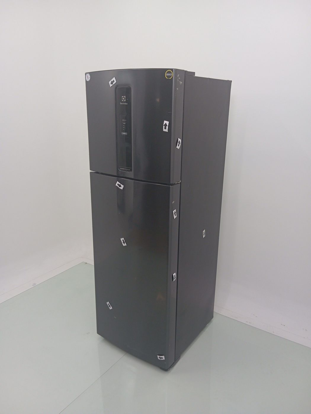 REFRIGERADOR ELECTROLUX IF43B FROST FREE INVE