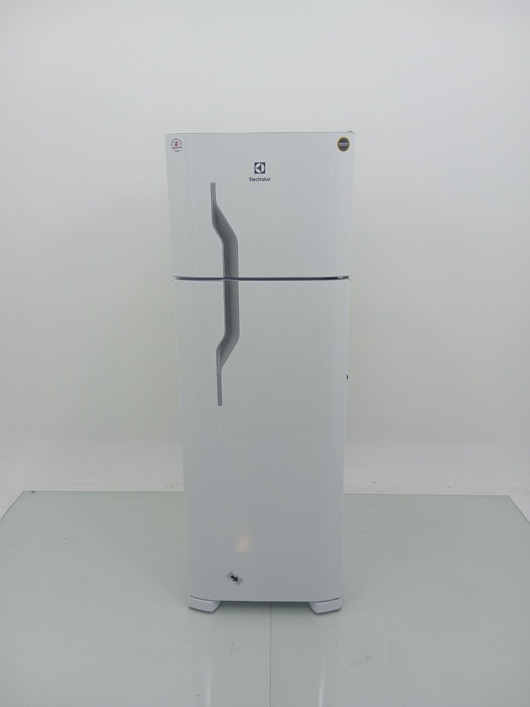 REFRIGERADOR ELECTROLUX DC35A   DUAS PORTAS C
