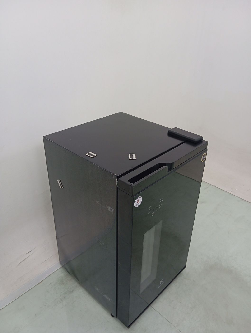 CERVEJEIRA ELECTROLUX EB10C HOME BAR FROST FR
