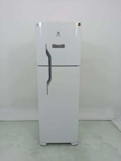REFRIGERADOR ELECTROLUX DFN41 FROST FREE 371L