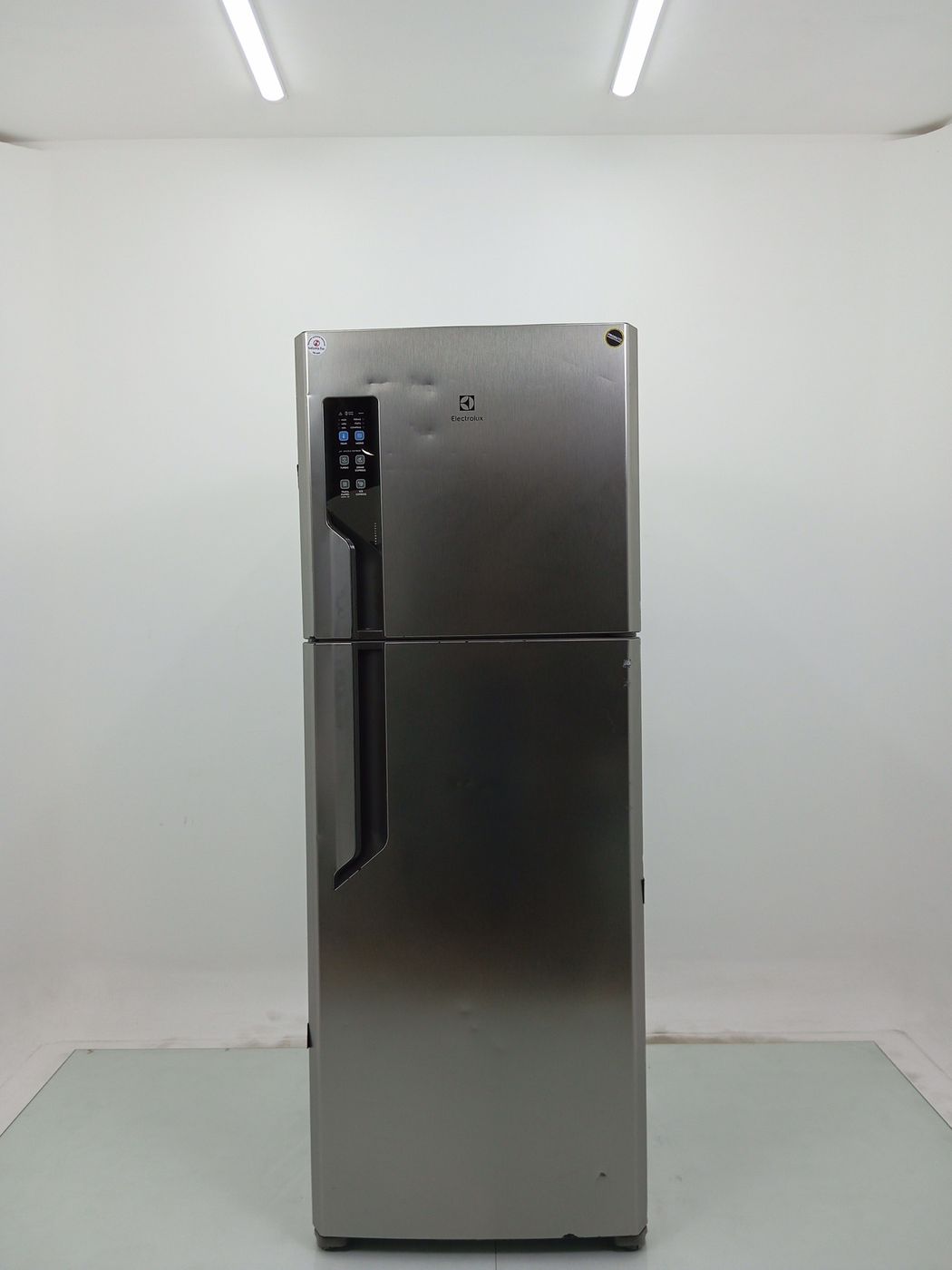 REFRIGERADOR ELECTROLUX IT56S DUAS PORTAS FRO