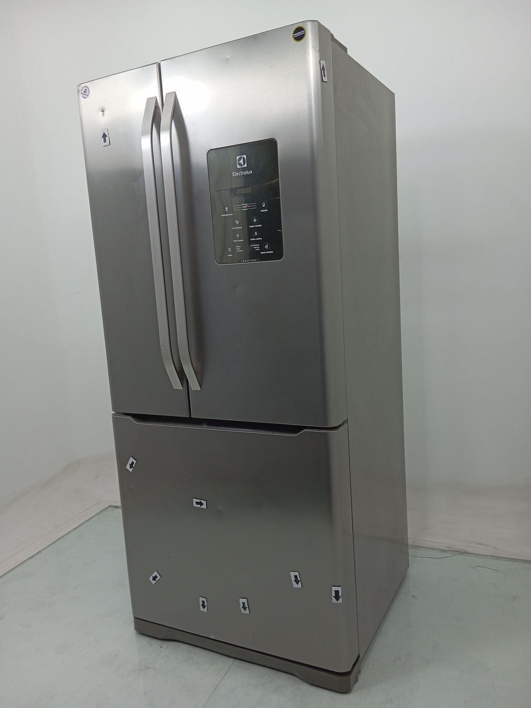 REFRIGERADOR ELECTROLUX DM84X FROST FREE INVE