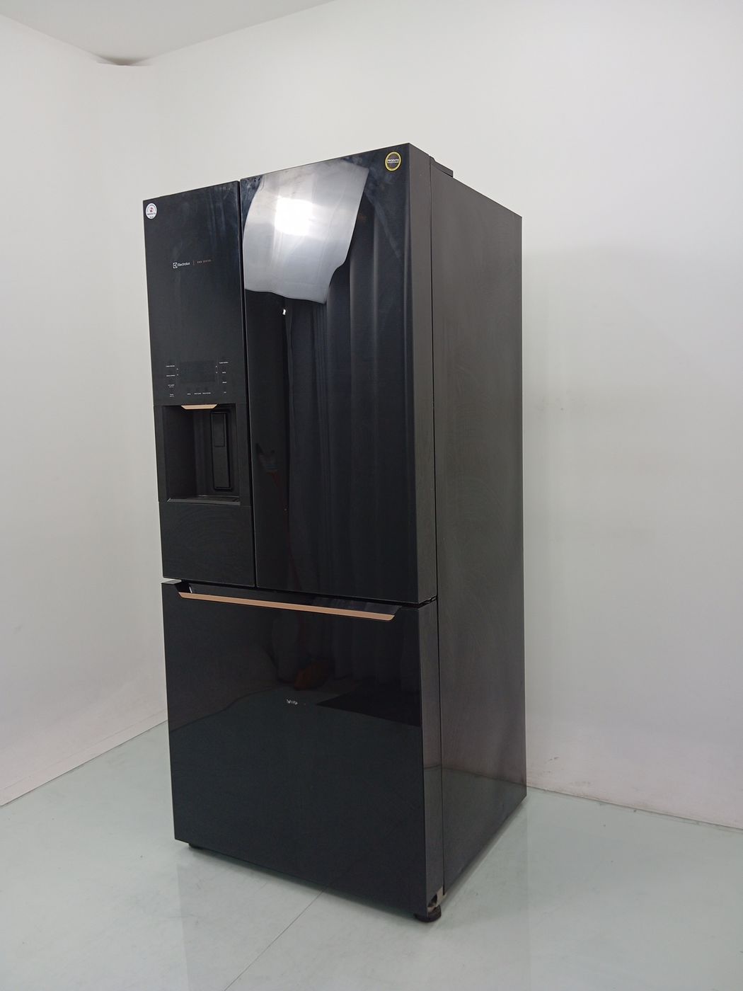 REFRIGERADOR ELECTROLUX DM86V FROST FREE TRES