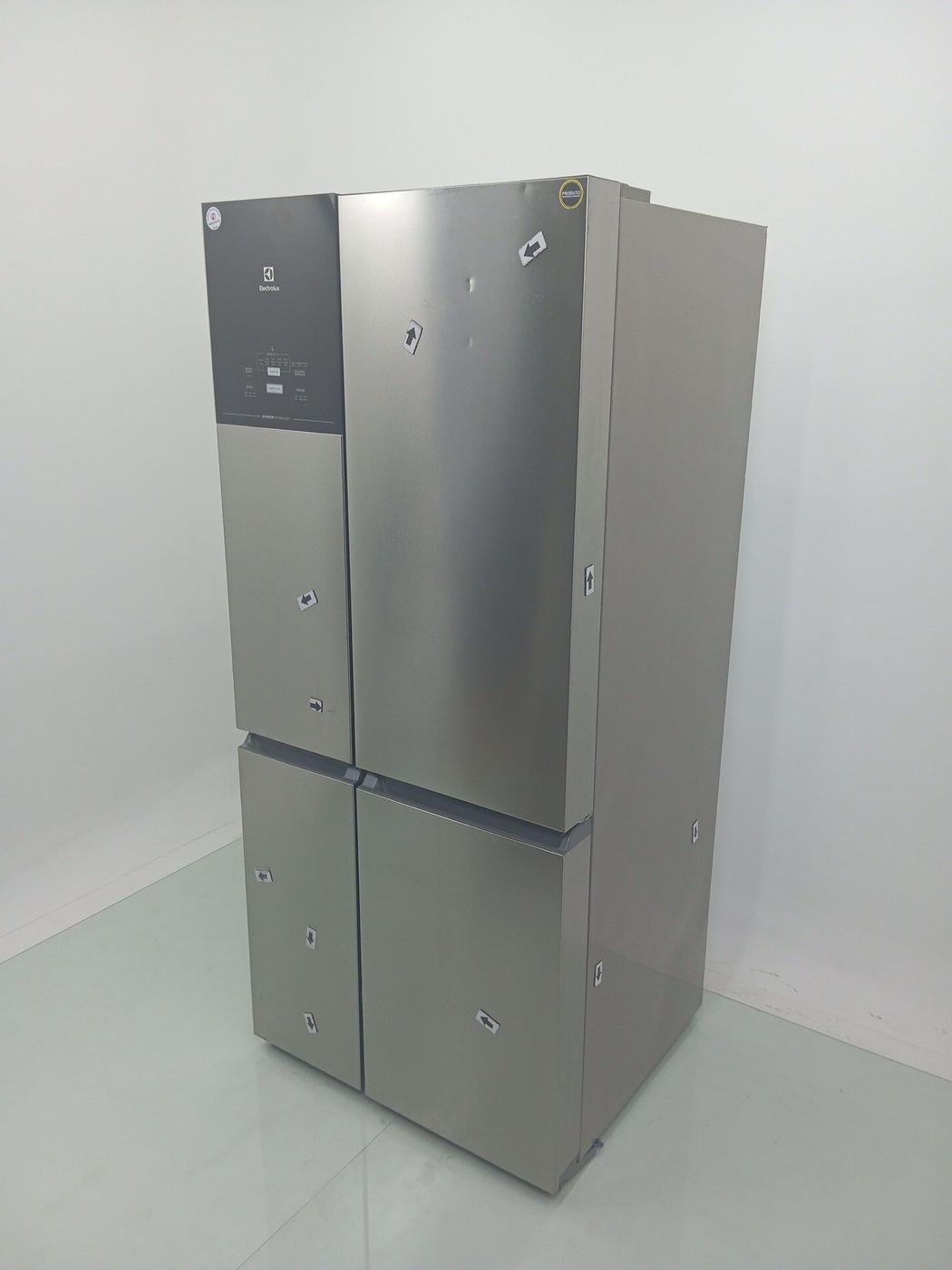 REFRIGERADOR ELECTROLUX IQ8S FROST FREE MULTI