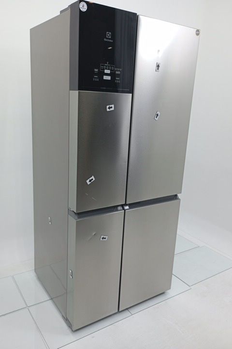 REFRIGERADOR ELECTROLUX IQ8S FROST FREE MULTI