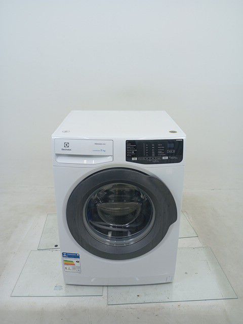 LAVADORA ELECTROLUX LFE11 - Lavadora Electrol